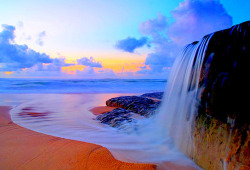 bluepueblo:  Ocean Waterfall, Malibu, California photo via danielle