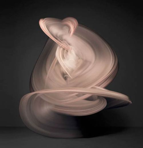 mrgulogulo:Photographs of dancers taken with long exposure 