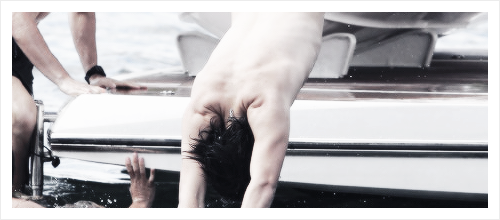 2000yr:  harry styles taking a dip in the sydney harbour 
