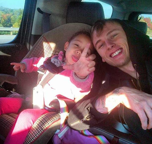 thatt-kidd-anaa:  Casie Is The Cutest!!
