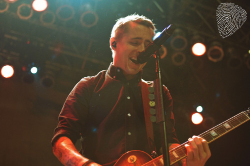 propertyofzack:  POZ Gallery: Southern Air TourFeatures: Yellowcard, The Wonder Years,&nbs