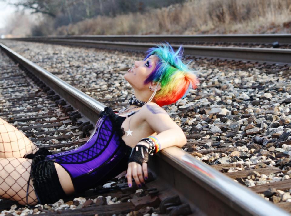 cthuhlusanders:  cylvrklawz:   pretty-cute-awkward:   this. her hair. and just. she’s