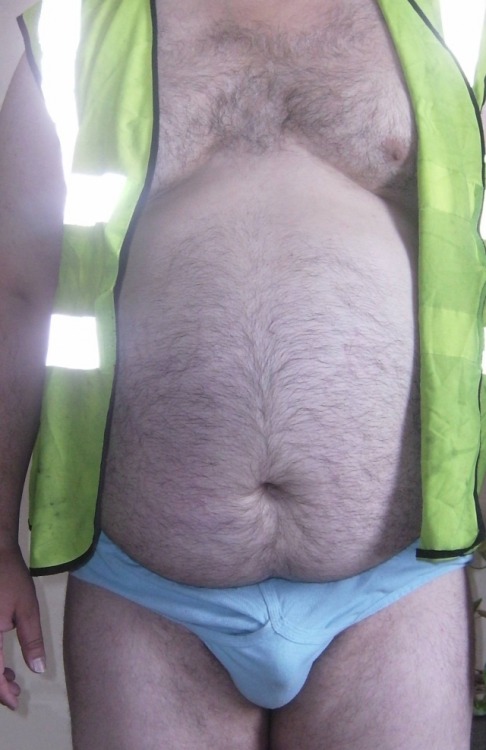 2-bearsbcn:  boxermann:  hot basket in baby blue jockeys!  woooofff 