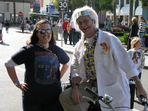 davidtennantinplacesheshouldntbe: mollyjollychristmas: meetmagicalribbons: Doc Brown with BttF/Docto