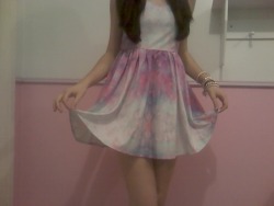 fragile-jpg:  twerq:  i luv my dress yay  ☺