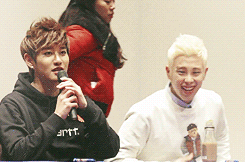 blockgifs-blog:  now it’s b-bomb time to see the color of p.o’s underwear 