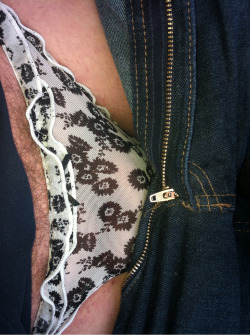 katyhockly:  Soft and frilly. A joy at work