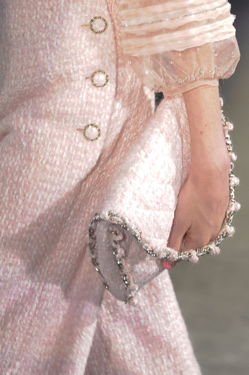girlannachronism: Chanel fall 2012 couture details