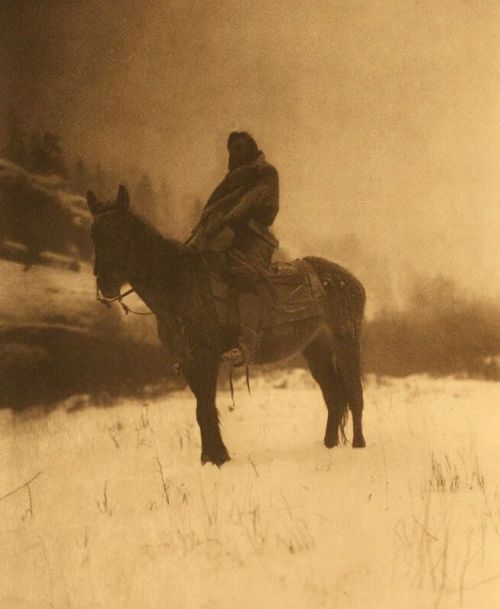 snowyowlwhitecotton:Apsaroke Scout in WinterApsaroke a.k.a. Crow Indians of Montana