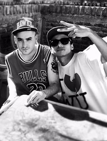 yo-elegi-vivir-contento:  Ceaese & Jonas Sanche ! 