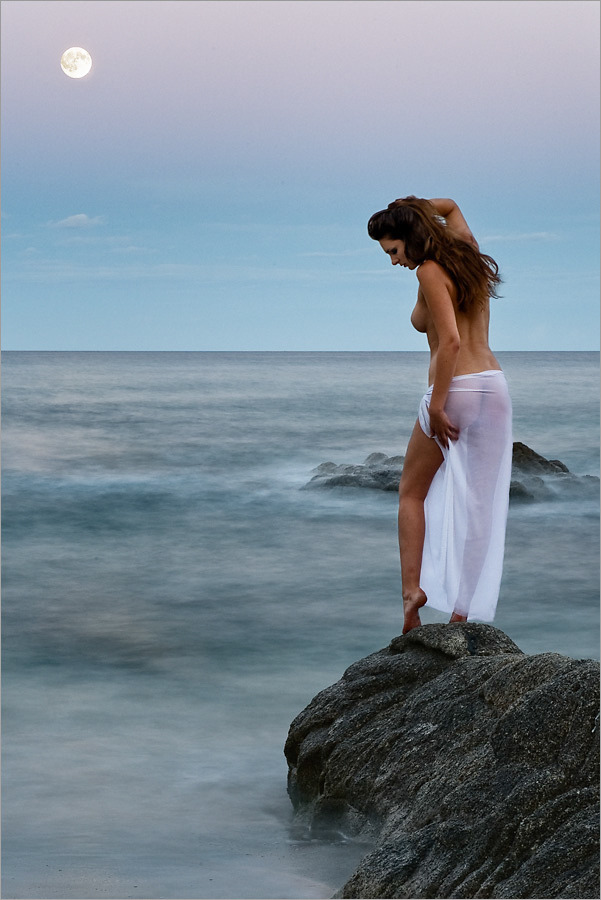 eroticawithyou:  Time…to head to work…BE GOOD PEOPLE…and have a GREAT Day…