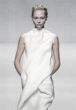 ejakulation:  Sasha Pivovarova at Rick Owens,