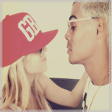 quemeuamornaoserapassageiro:   Instragan Sophia - Somic.   ”E a cada foto, o sentimento é o mesmo” 