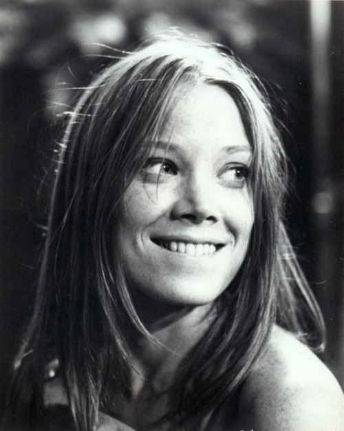 womenofthe30s-70s:Sissy Spacek in Prime Cut, 1972