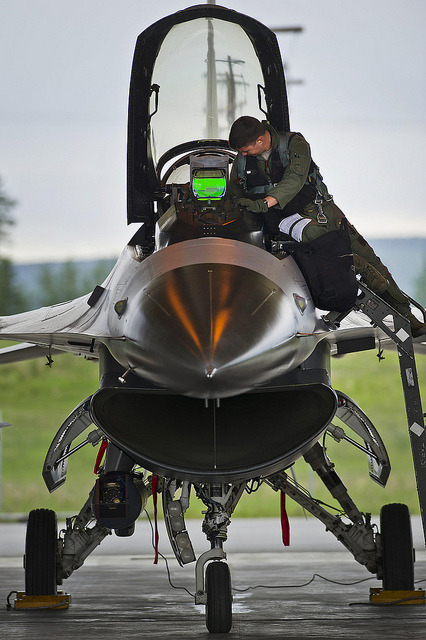 militaryandweapons:  120612-F-MQ656-074 by U.S. Department of Defense Current Photos