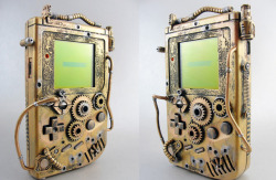 insanelygaming:  Steampunk Gameboy  Created