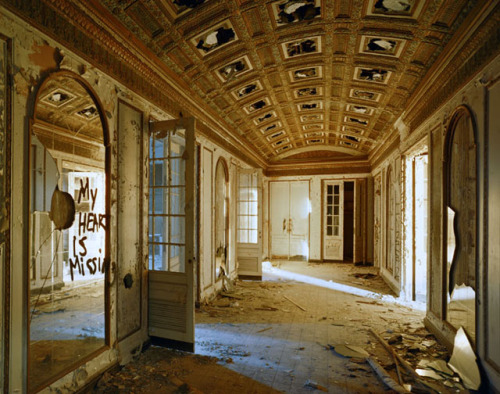 pulmonaire:Photography by Andrew Moore who is best known for capturing abandoned buildings from Gove