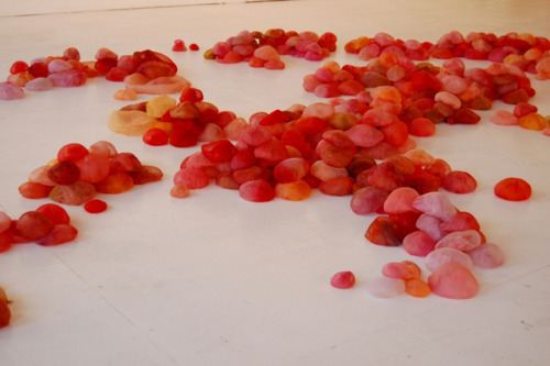 pulmonaire:  Thread Installation by Lisa Kellner 