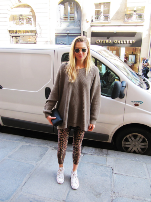 paris-kid-street-style:  Jessica Hart 