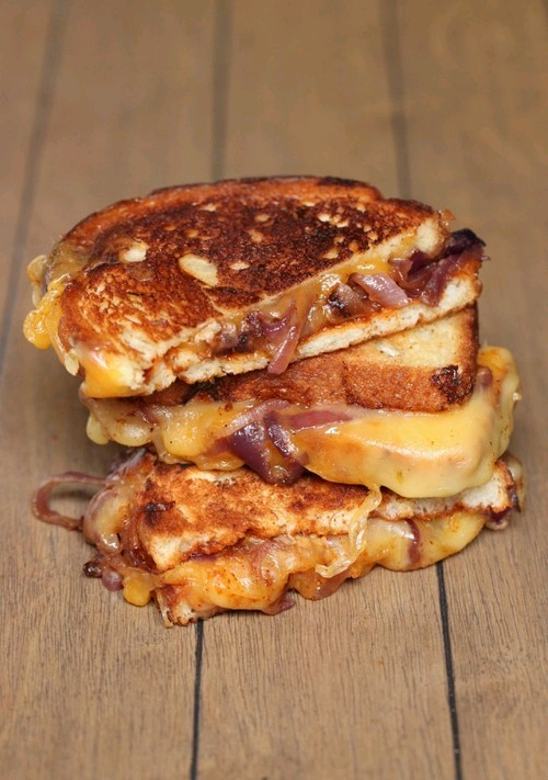 shessofuckedinthehead:  happy national grilled cheese day!