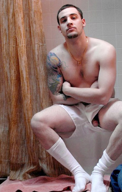 hungjar:  I’ll want him too strip me then beat this bussy up 