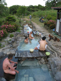 soakingspirit:  soakingspirit: The first free onsen Tsuru-no-yu above Beppu (別府), bathing naked with the locals.  Japan Source 