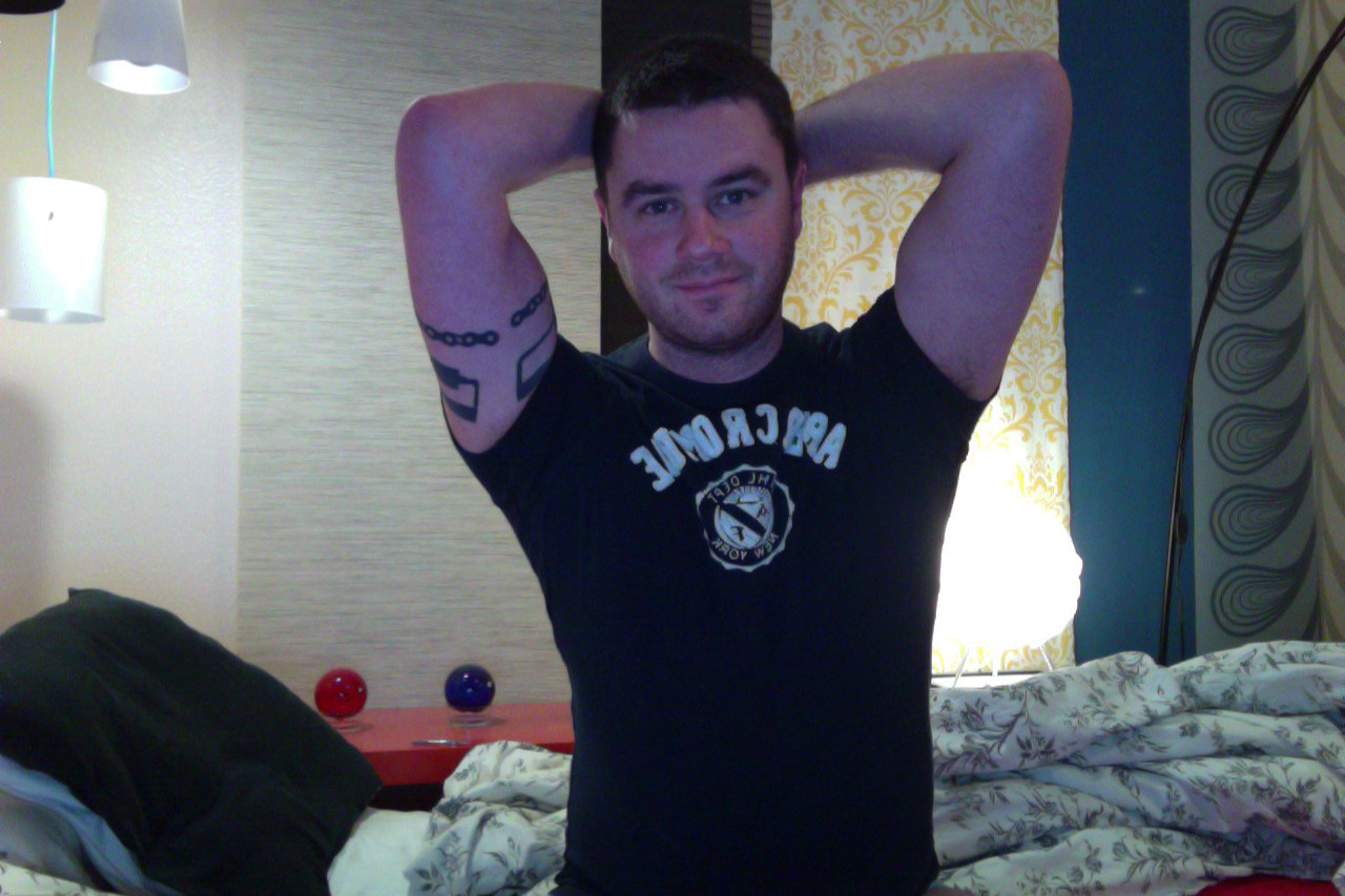 aplinkogame:   haircut, feeling good today  