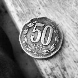 suckmypico:  una moneda de 30 años, quizás en que lugares ha estado.. 