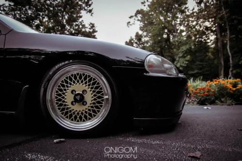 rastamonstaaa:  Friend Cody’s supercharged GSR Del-Sol. #lowlife