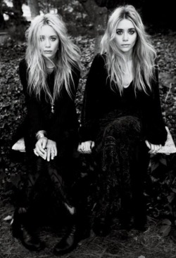 therandomrainbow:  Mary Kate and Ashley