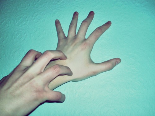 labelmewithstereotypes:  art coursework (natural forms) hands are Joe’s (pikeys)