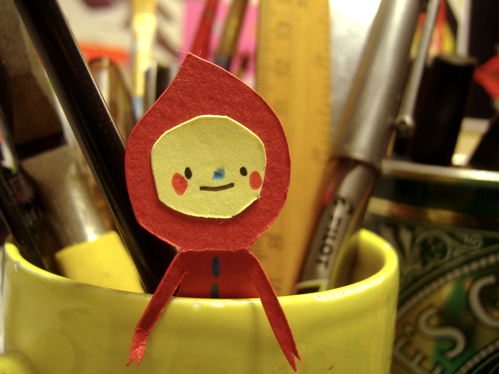 cardboardlife:  Elves in my house! 