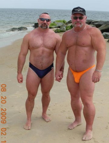 Porn photo speedozone:  beefy boyz in speedo