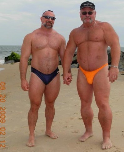 Porn Pics speedozone:  beefy boyz in speedo