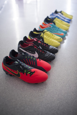 lovesoccerlovelife:  can i just have them all