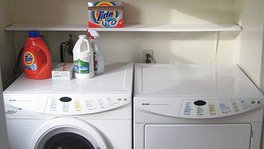 The greener detergent: Liquid or powder?
Save money and show a little planet love by switching to the least wasteful form of laundry detergent.