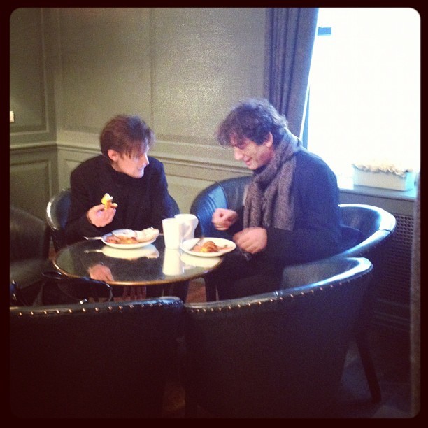 neil-gaiman:  alexzalben:  Matt Smith and Neil Gaiman having breakfast. Not pictured: