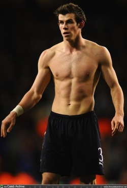 sexysportif:  footballeur gareth-bale sexy