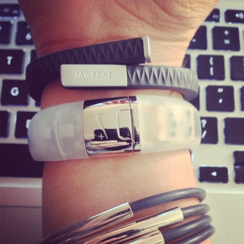 A digital strategist’s version of arm candy… w/ @nduckor , @jaeselle , @cassietaylor17 #nike #fuelband #jawbone