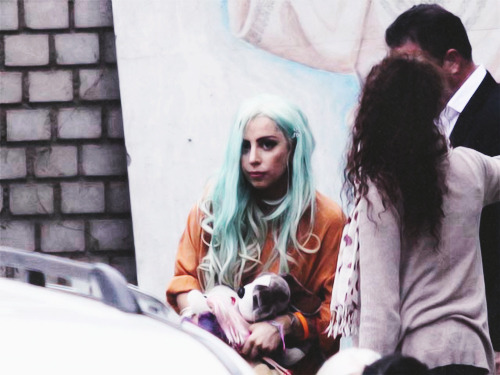 LADY GAGA HANGOVER