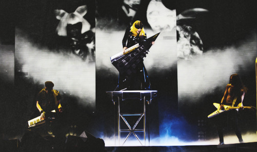 artpop-p:    