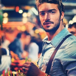 mancrushoftheday:  Mariano Di Vaio #muscle #malemodel Visit The Man Crush Blog | Twitter | Facebook | Google+ 