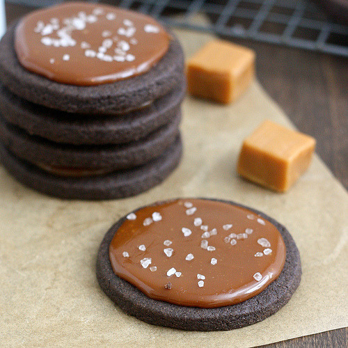 wehavethemunchies:  Salty Chocolate Caramel Butter Cookies