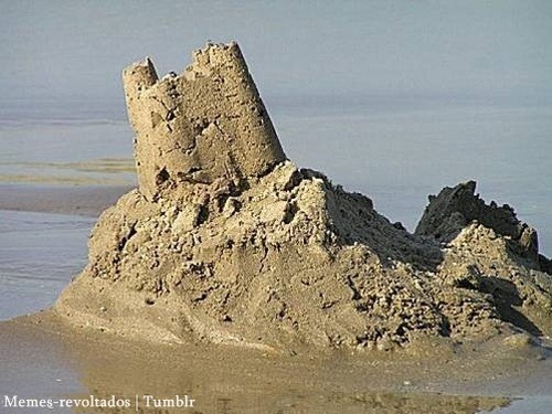 Fazendo castelo de areia: