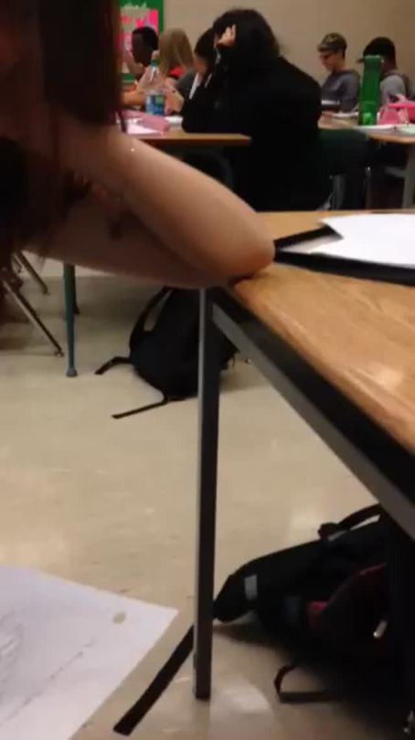 theamazonprince:  ponyta:  this girl in my class keeps giving me dirty looks  WHAT.