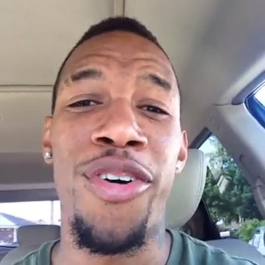 vinesnow:  Helps our vision(best vines on tumblr: VinesNow.com) 