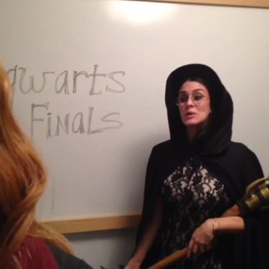 weloveshortvideos:  Hogwart’s first black - Vine by Simone Shepherd