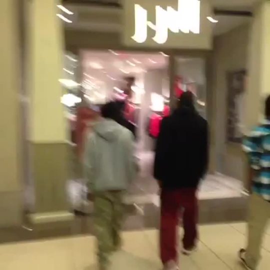 ohsobreezyjane:  supa-savage:  qxymoron:  foshiizzzle:  titytwochainz:  kanyeslilbrother:  they hiring?  lmaooooooooooooo  yoooo lmao  Is yall niggas hirin’  Lmfaoooo i die  “Pardon?” 
