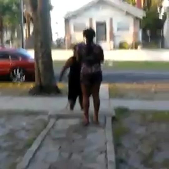towongfoo:  holdmypurse:  sensxal-bliss:  How did you get heree  That stroll though  SHE BETTER SING IT!!!! 