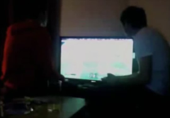 niallar:  tbt to that time niall did a twitcam and spoke nearly a different language the entire time 